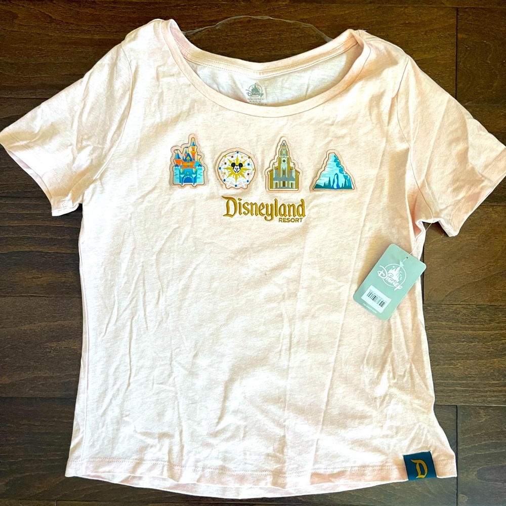 Disneyland Icons Patch tshirt NWT